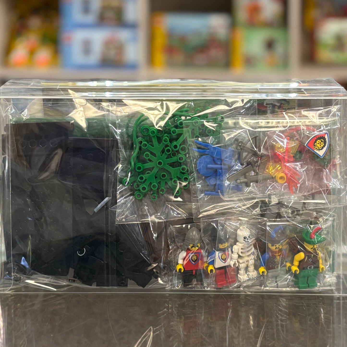 Hemlock Stronghold, 6046 - LEGO® Dark Forest Set