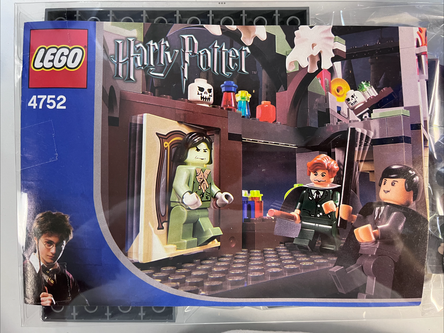 4752 - Professor Lupin's Classroom - EMPTY BOX ONLY