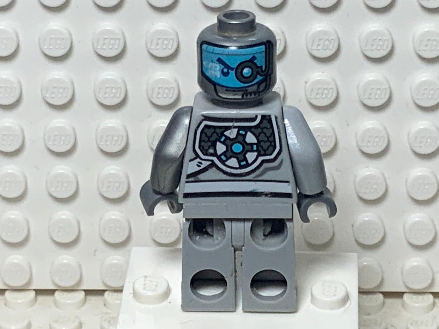 Zane, Titanium Ninja Light Bluish Gray, Scabbard, njo0251 - LEGO® Ninjago Minifigure