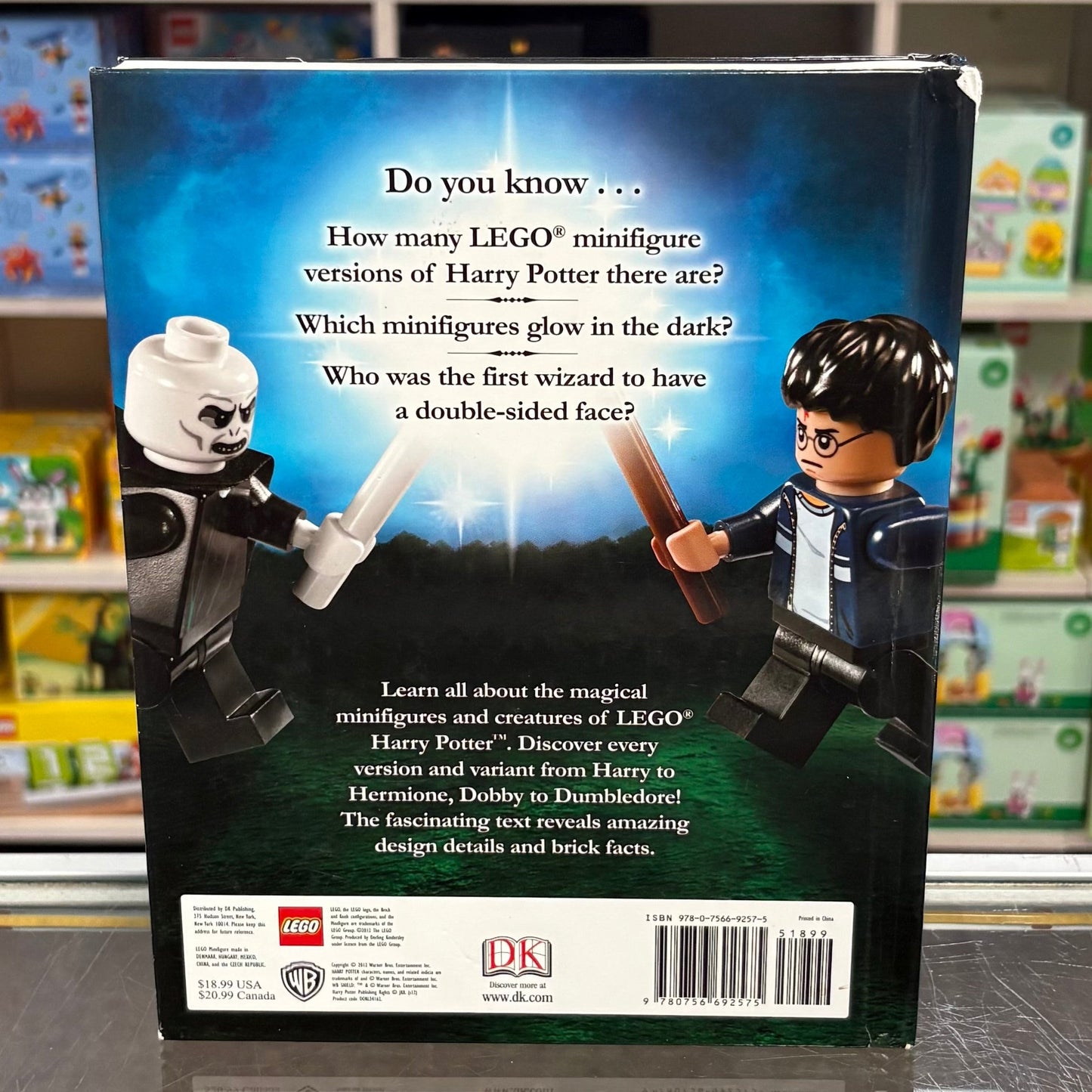 Characters of the Magical World (Hardcover) (Includes Harry Potter Minifigure, hp133), b12hp01- LEGO® Harry Potter