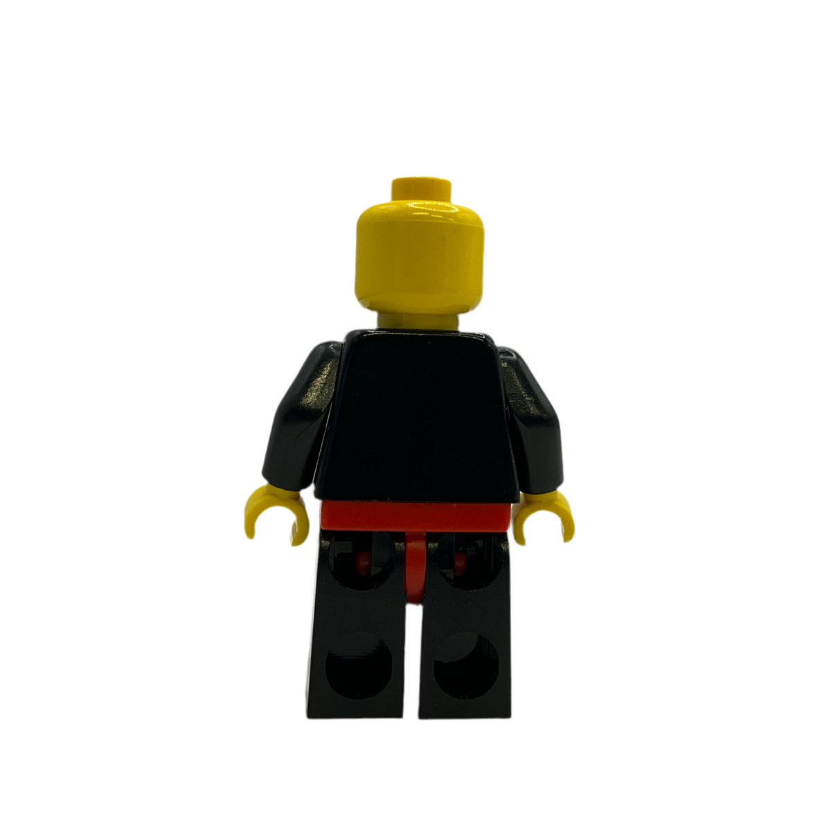 Black Knights-Breastplate - Armor over Black, Dark Gray Helmet, Black Visor, Yellow Dragon Plumes, Cas166