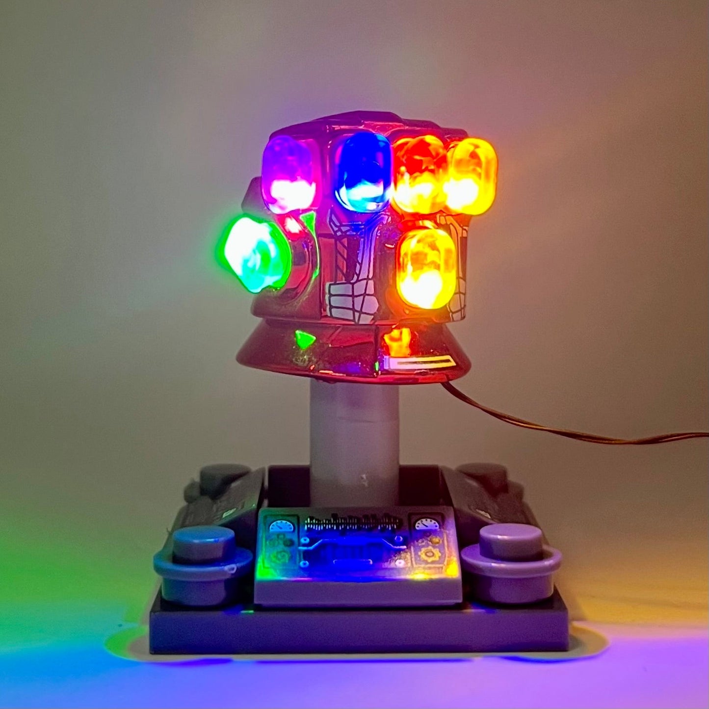 Light-Up Chrome Red Mini Nano Gauntlet, LW-76144
