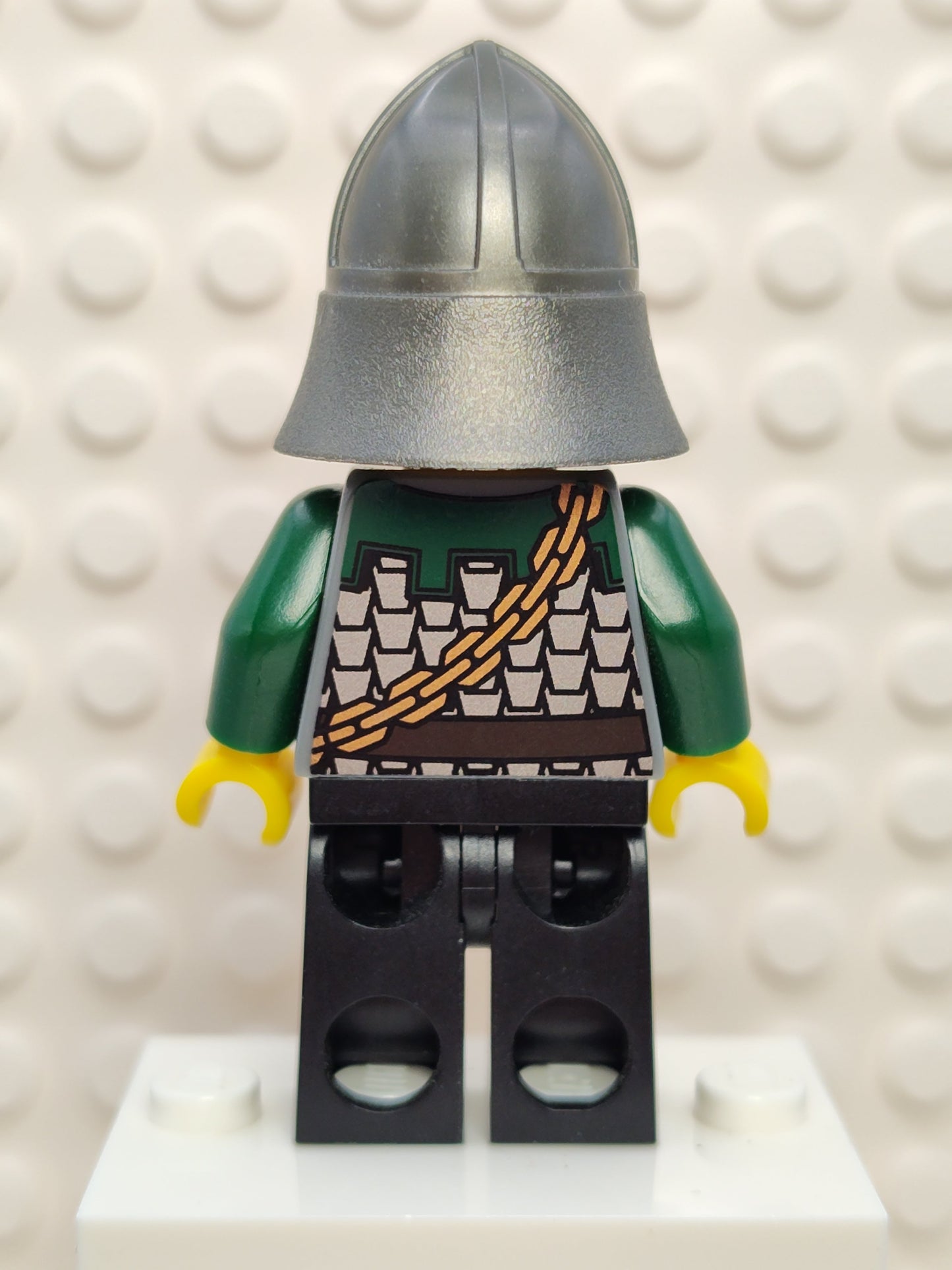 Dragon Knight Scale Mail with Chain and Belt, cas463