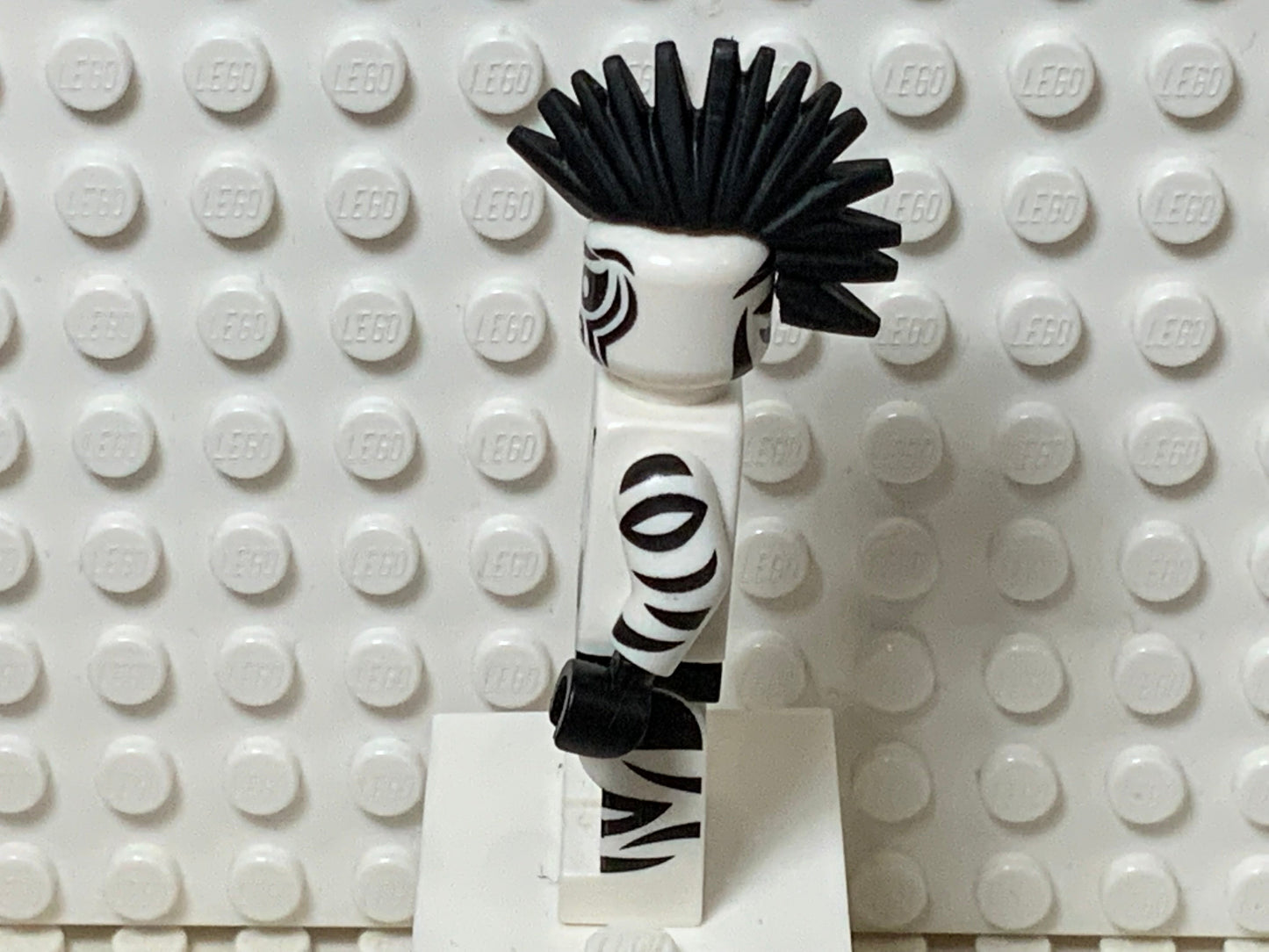 Zebra-Man, sh0323 - LEGO® DC Minifigure
