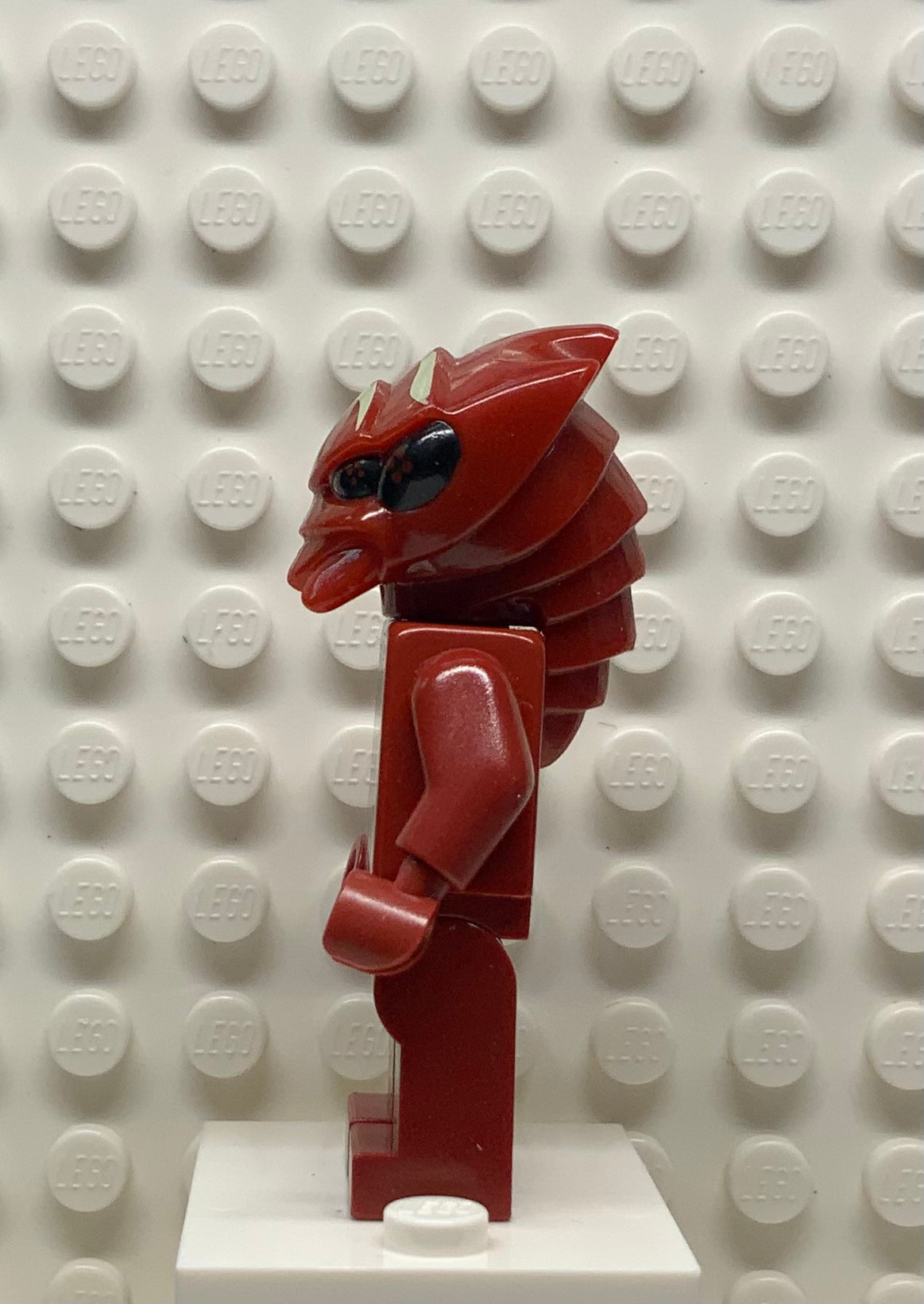 Alien Buggoid Dark Red, gs008